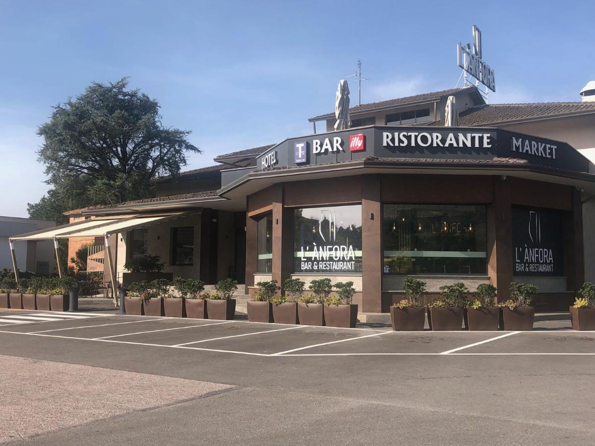 L'Anfora Hotel Дерута Екстериор снимка