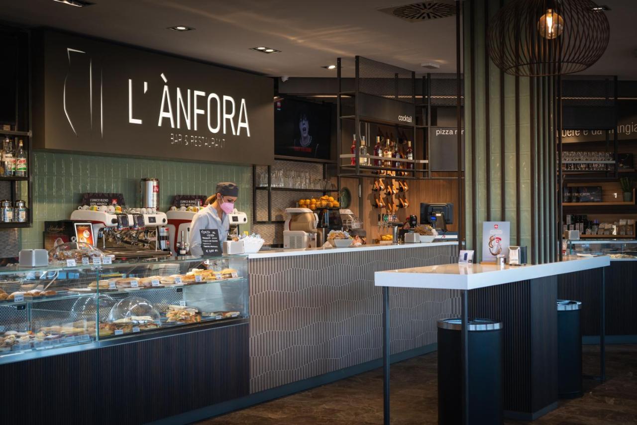 L'Anfora Hotel Дерута Екстериор снимка
