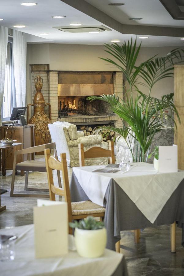 L'Anfora Hotel Дерута Екстериор снимка